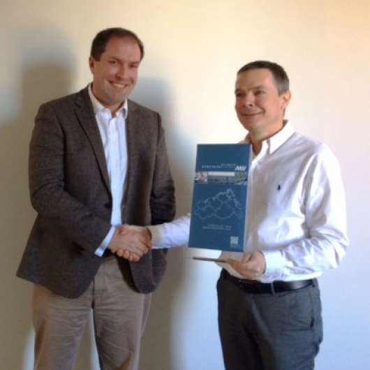 Steffen Himstedt (rechts) begrüßt Henner Jahnke im Netzwerk