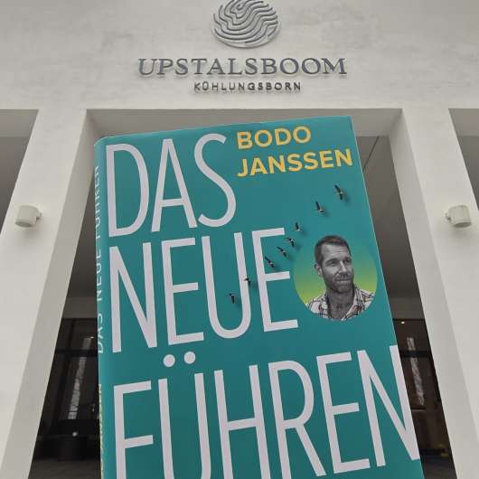 Netzwerktreff mit Buchbesprechung im Upstalsboom Kühlungsborn